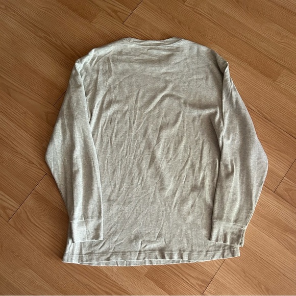 Abercrombie & Fitch Gray Waffle Knit Relaxed Long Sleeve Tee Medium - Picture 7 of 7